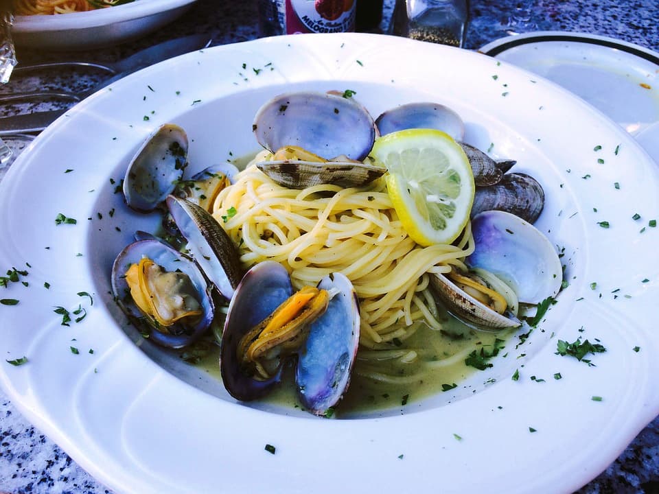 Linguine alle vongole dish is among the most delicious Italian food 