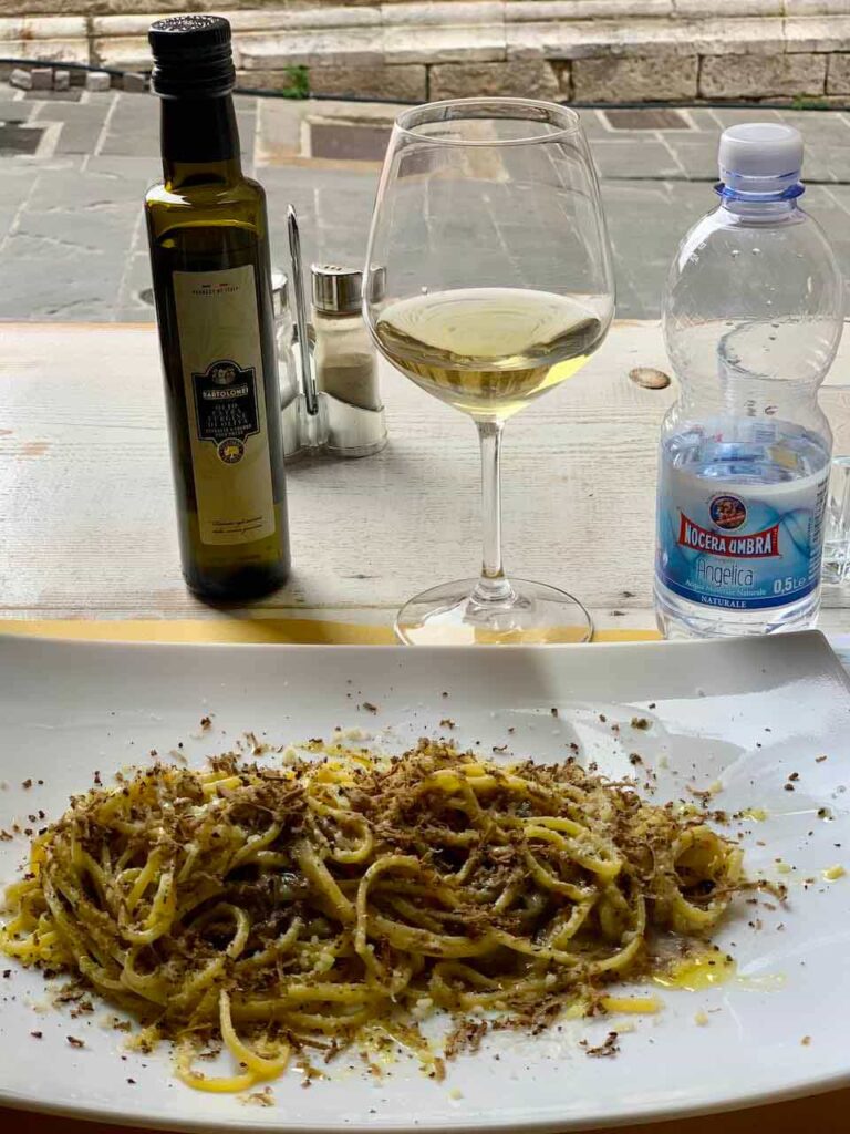 Umbricelli pasta with truffles in Umbria