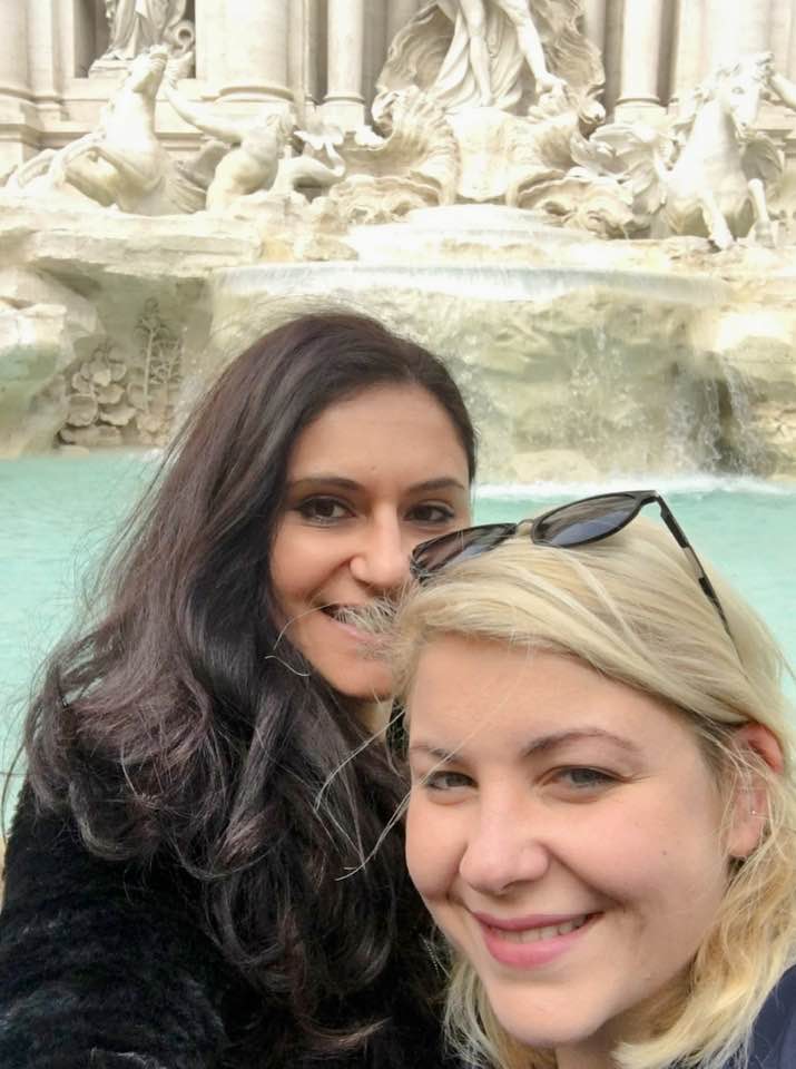 Milijana Gabrić of the Go Travel Itay Now website with a friend in Rome. Trevi Fountain in Rome 2 day itinerary.