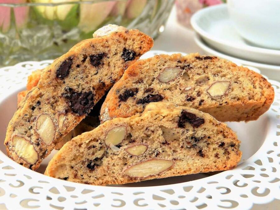 Traditional Italian Desserts: 25 Best Italian Sweets To Try