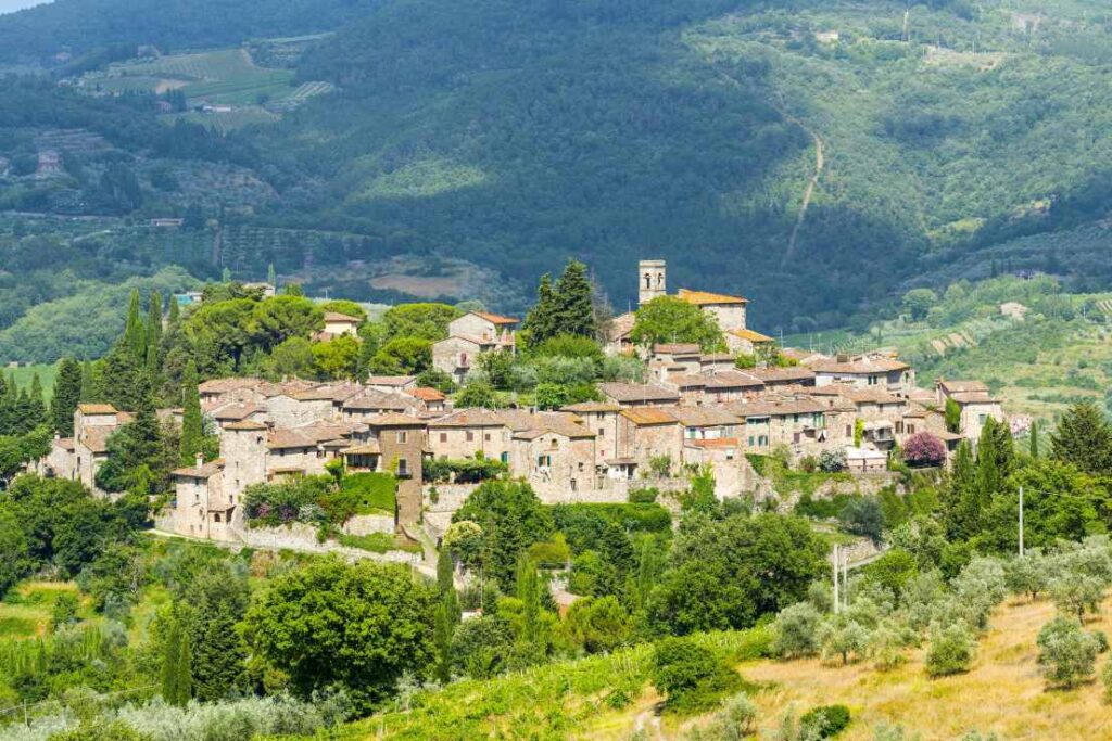 Montefioralle in Chianti - where to go in Tuscany Chianti 