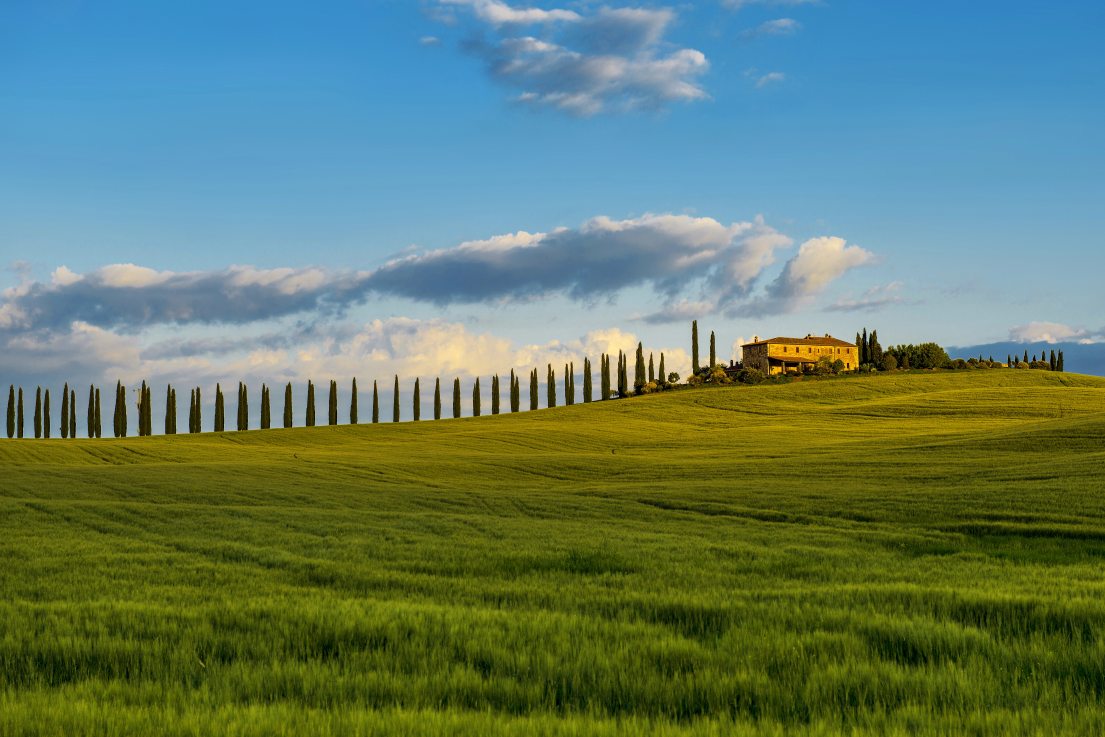 Val d'Orcia landscape - where to stay in Tuscany countryside