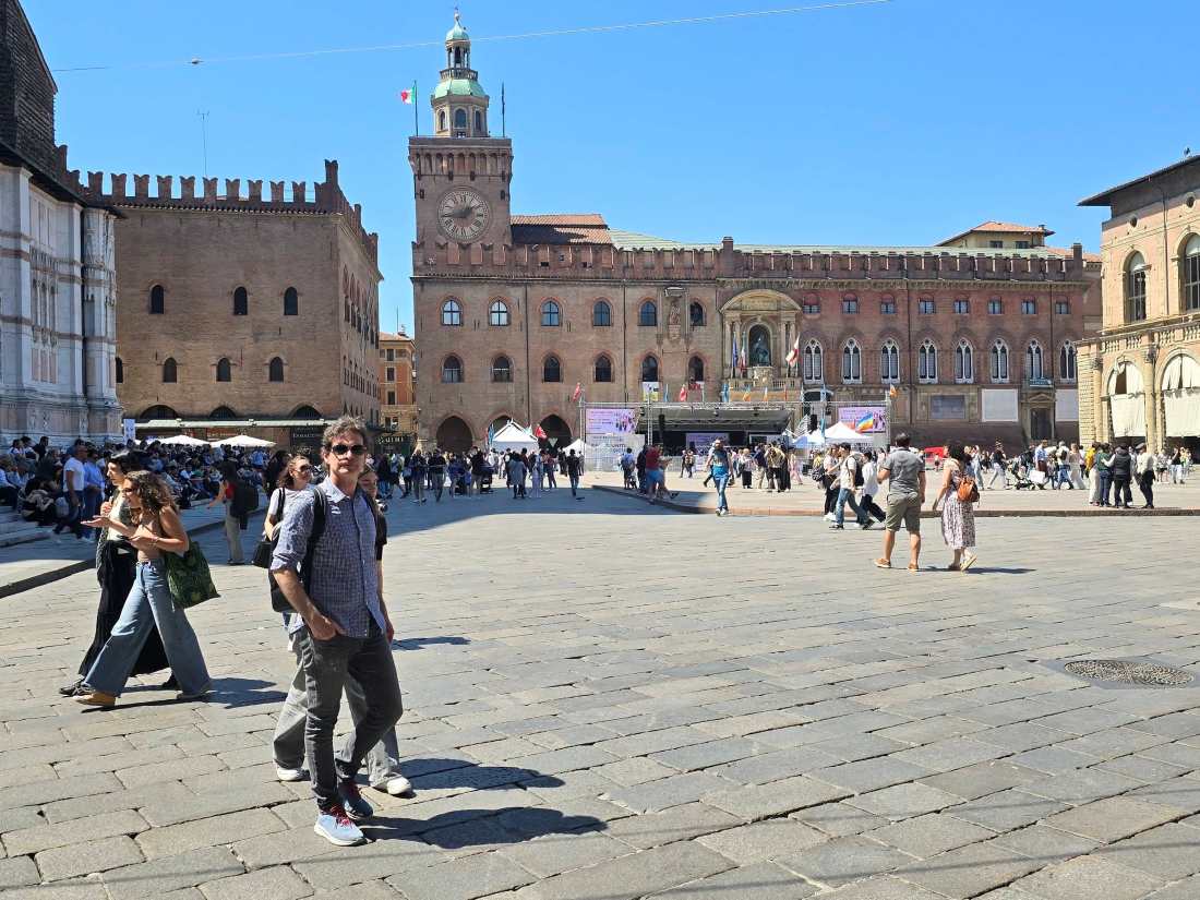 Piazza Maggiore - Bologna, Italy.