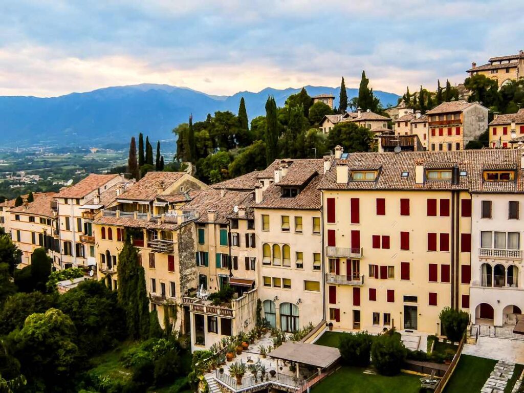Asolo, one of the simpliest day trips from Venice Italy