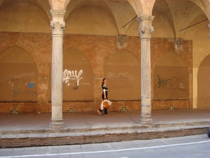 Milijana Gabrić walking in Bologna Italy
