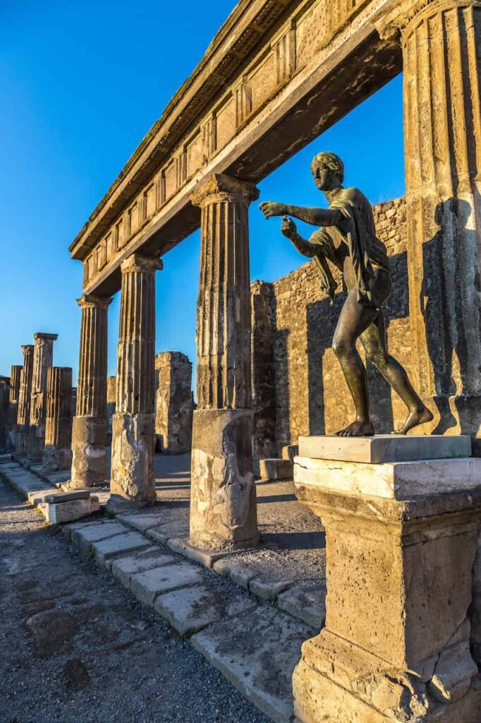 The Sanctuary of Apollo - must-see on a Pompeii visit 