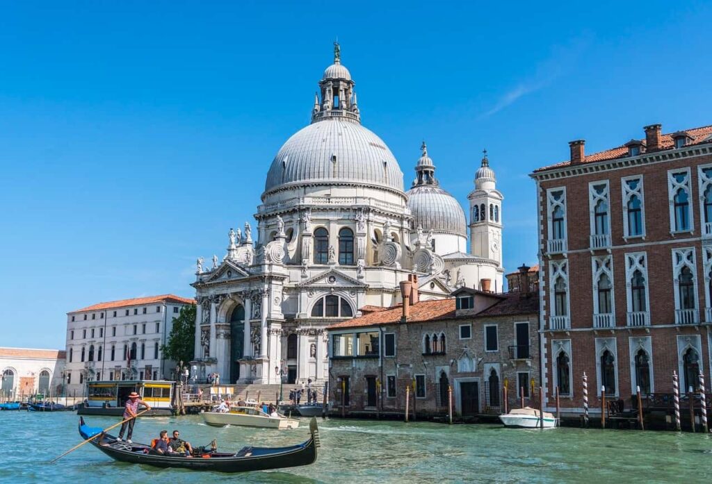 Gondola in the Grand Canal in front of the Basilica di Santa Maria della Salute