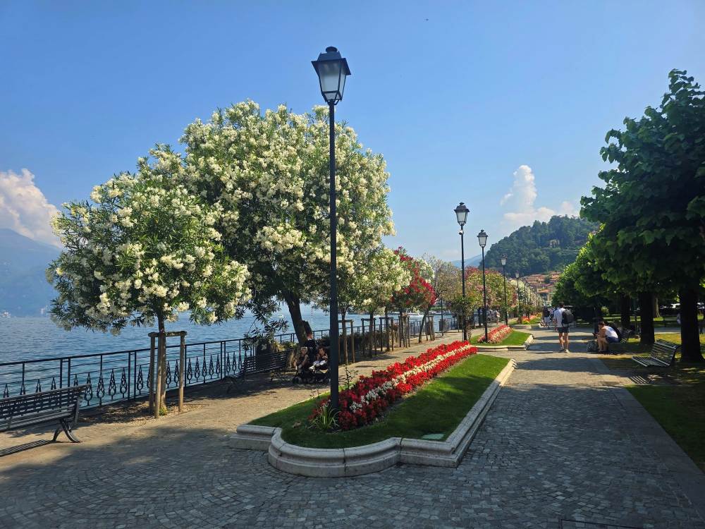 The lakefront promenade in Bellagio, Italy - where to stay in Lake Como