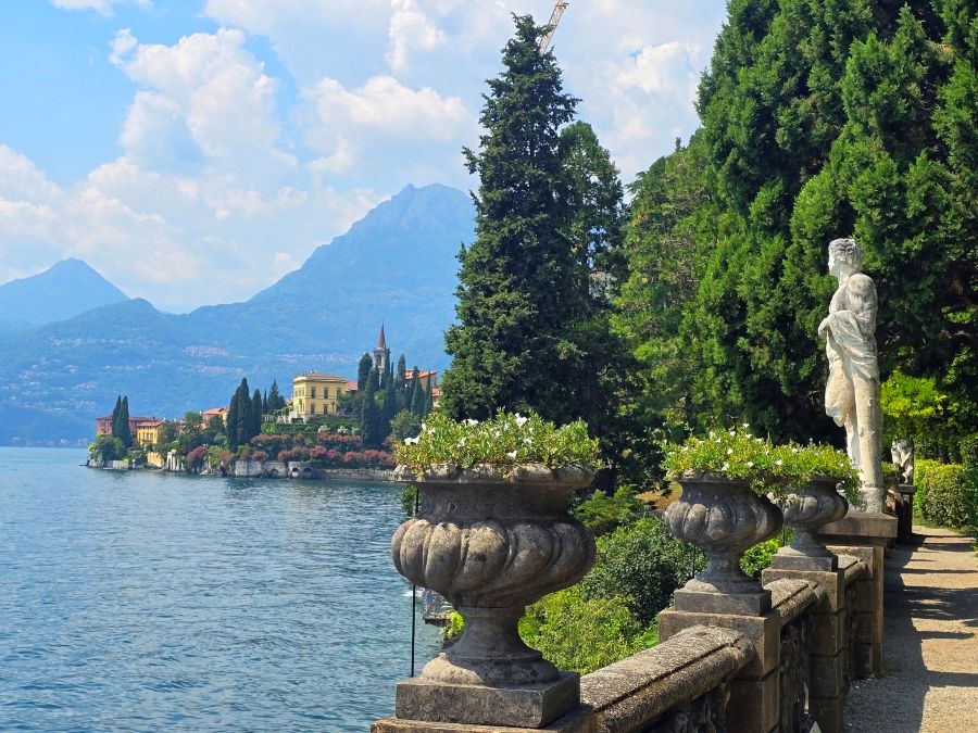 the waterfront of Varenna on Lake Como - guide to where to stay in Lake Como